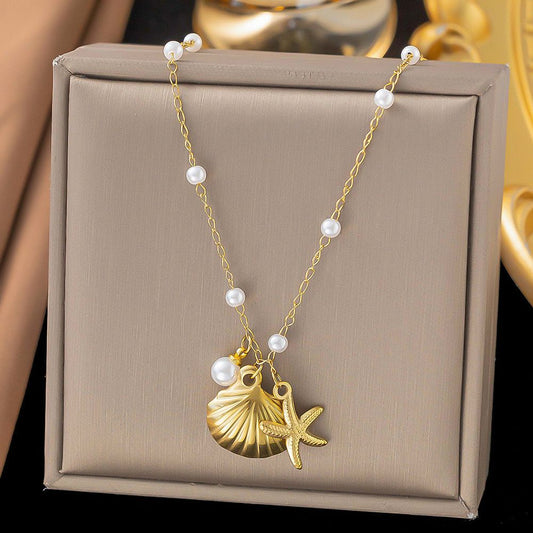 Beach Bestie Pearl Necklace